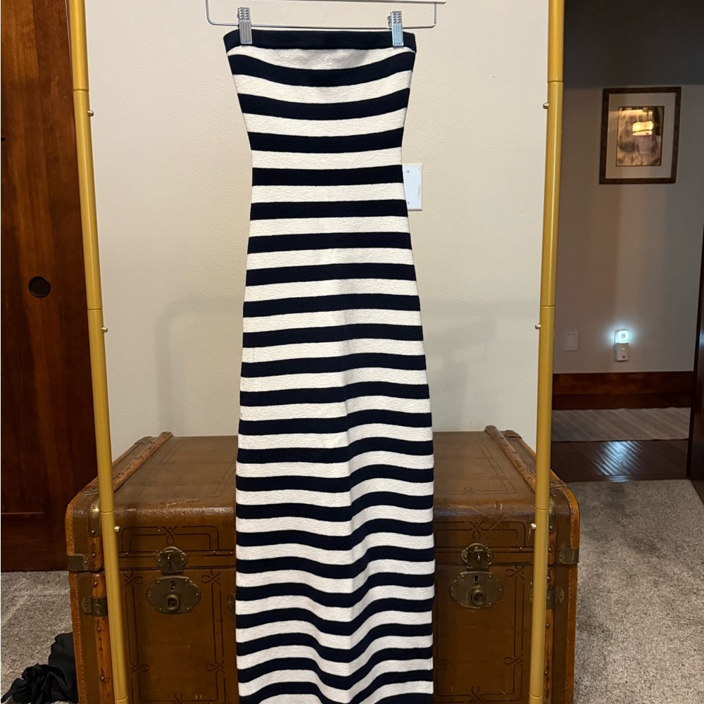 GRLFRND Black and White Strapless Dress